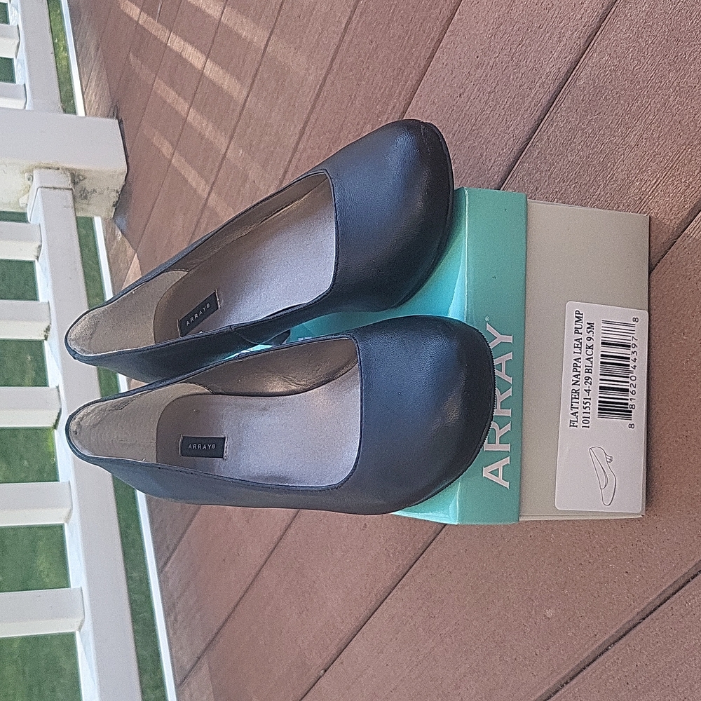 Array Black Low Heels - image 1